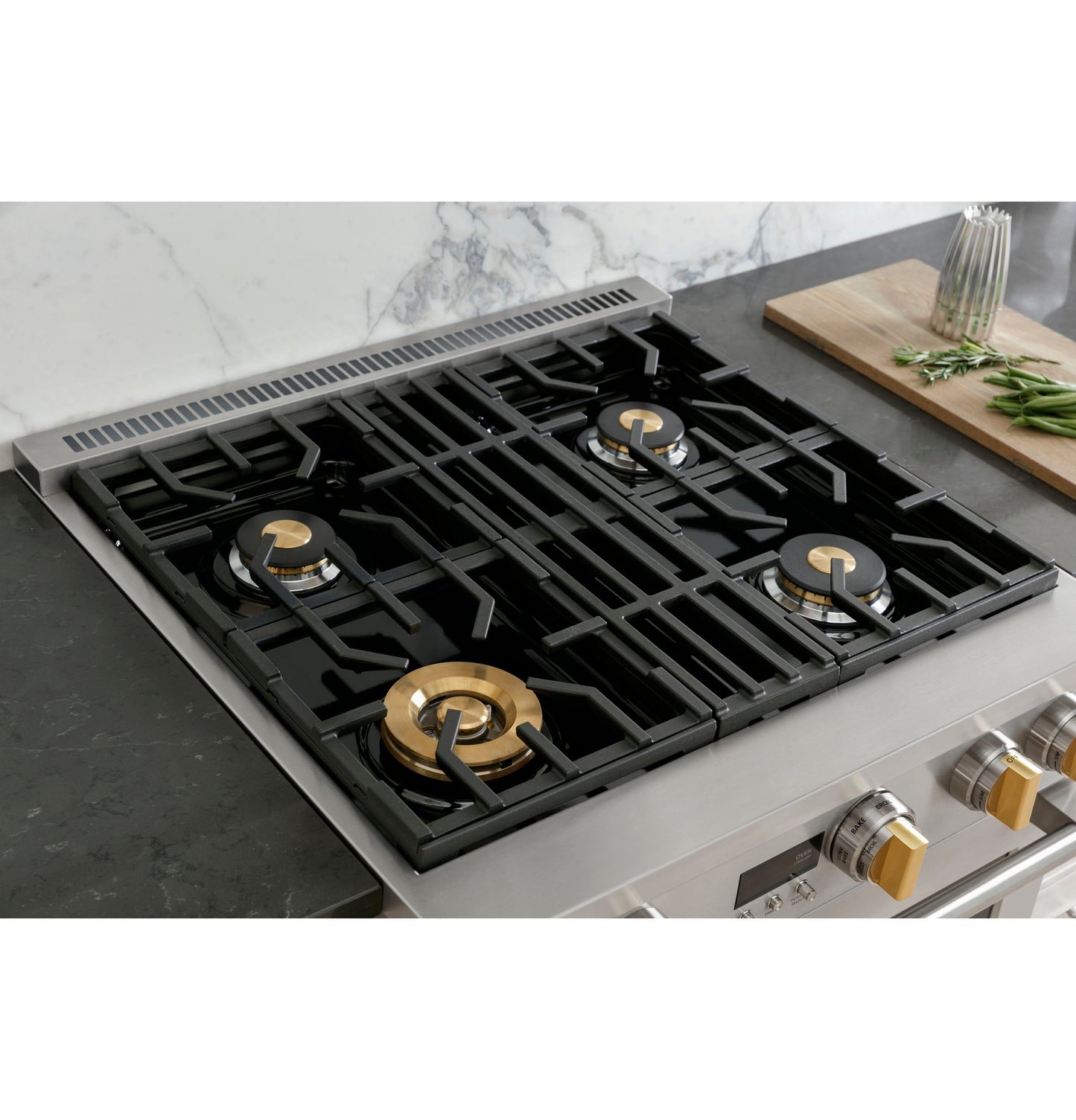 Monogram 30" Dual-Fuel Professional Range with 4 Burners (Natural Gas)