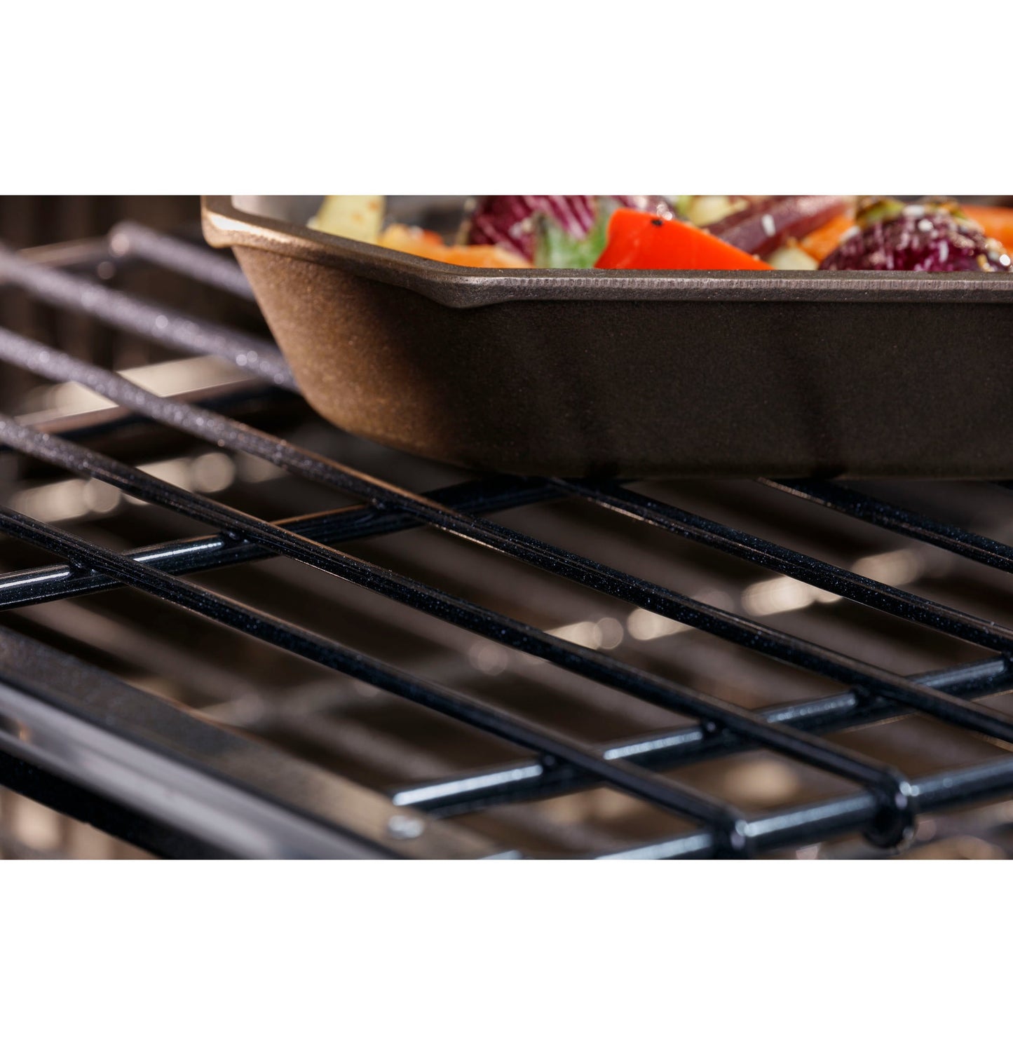 Monogram 30" Electric Convection Single Wall Oven Statement Collection