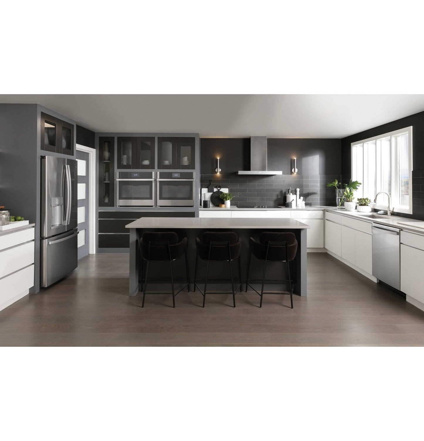 GE Profile™ Series ENERGY STAR® 22.1 Cu. Ft. Counter-Depth Fingerprint Resistant French-Door Refrigerator with Hands-Free AutoFill
