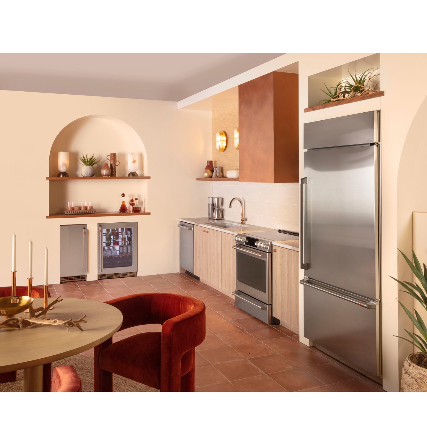 30” Smart Designer Custom Insert w/ Dimmable LED Lighting