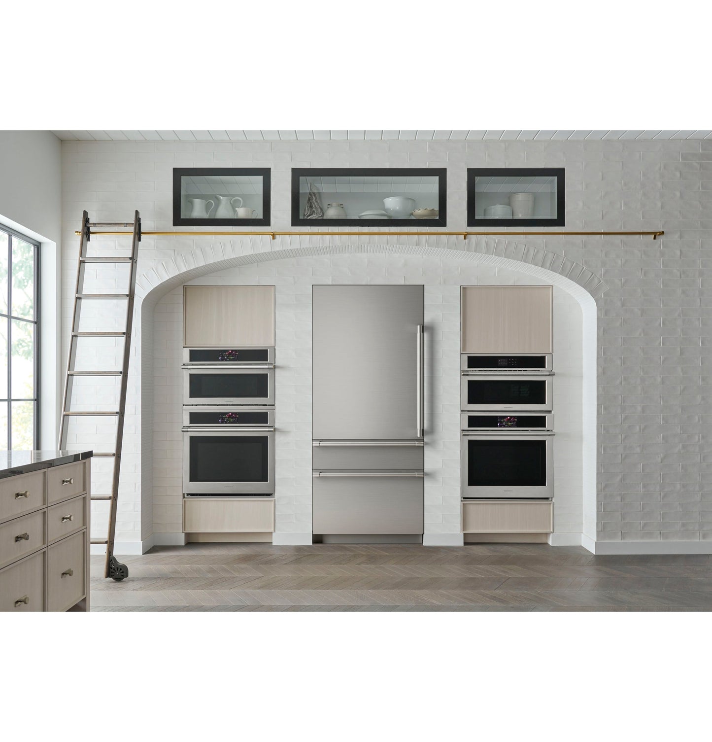 Monogram 36" Integrated French-Door Refrigerator