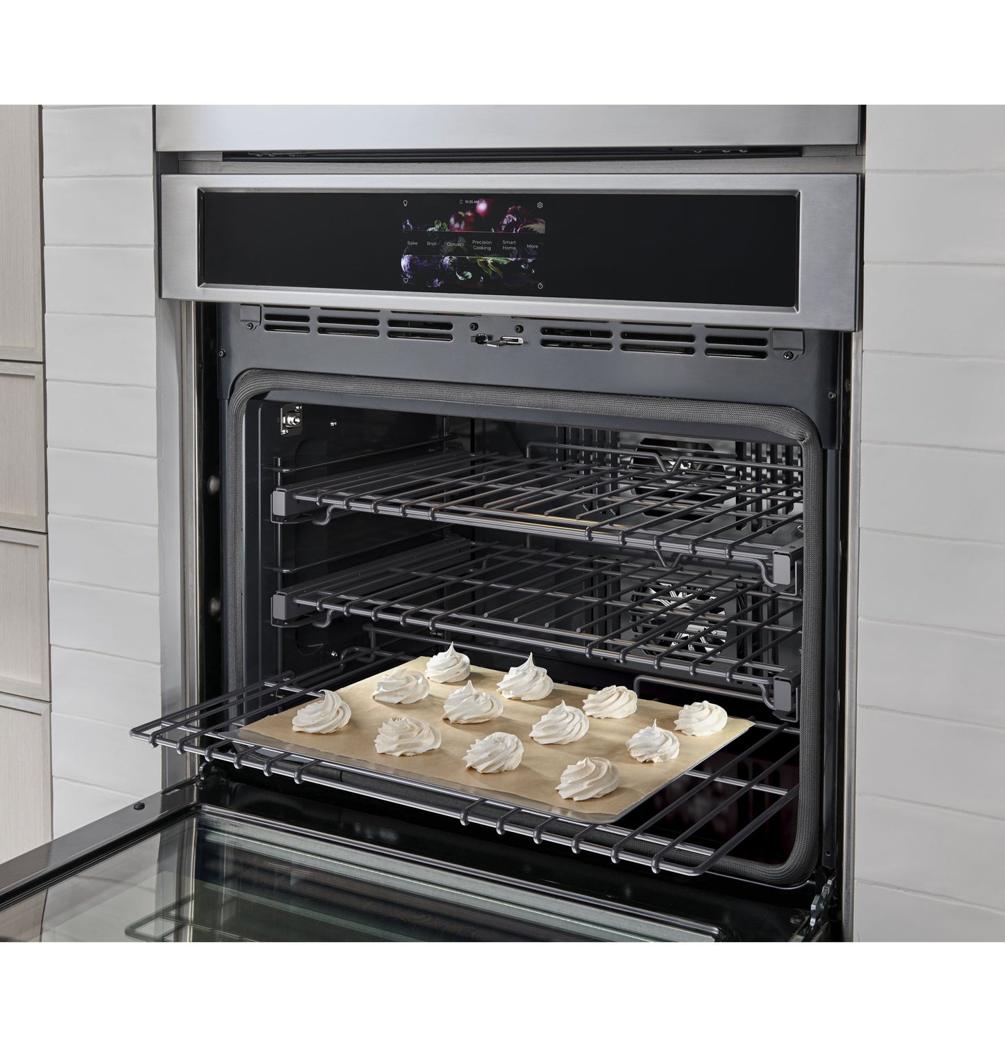 Monogram 30" Electric Convection Single Wall Oven Statement Collection