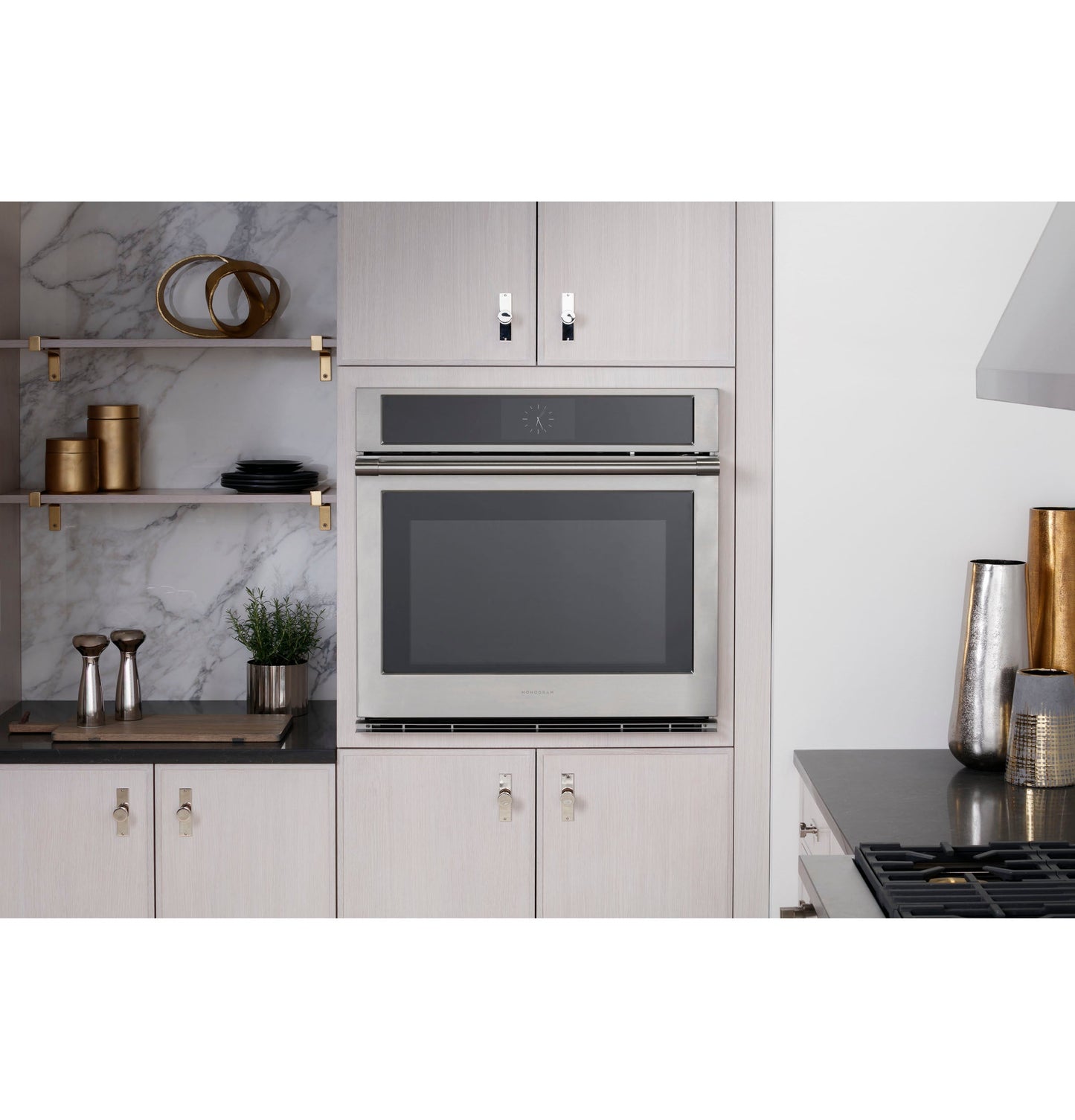 Monogram 30" Electric Convection Single Wall Oven Statement Collection