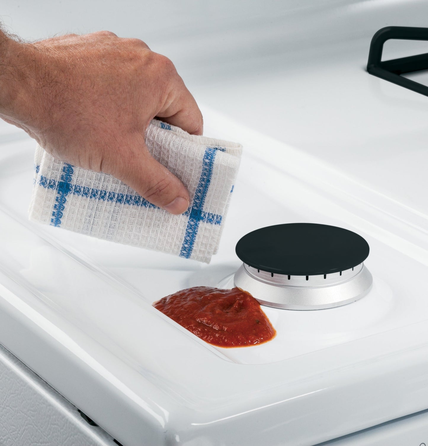 Hotpoint® 30" Free-Standing Gas Range with Cordless Battery Ignition