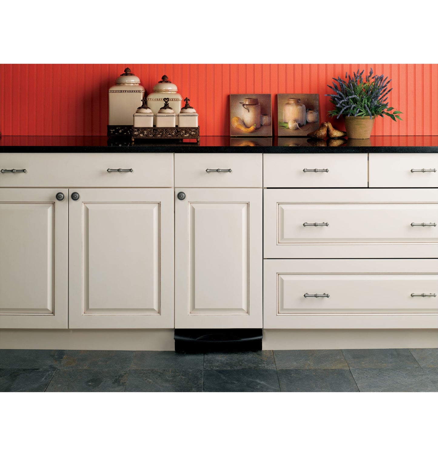 Universal 15" Built-In Compactor