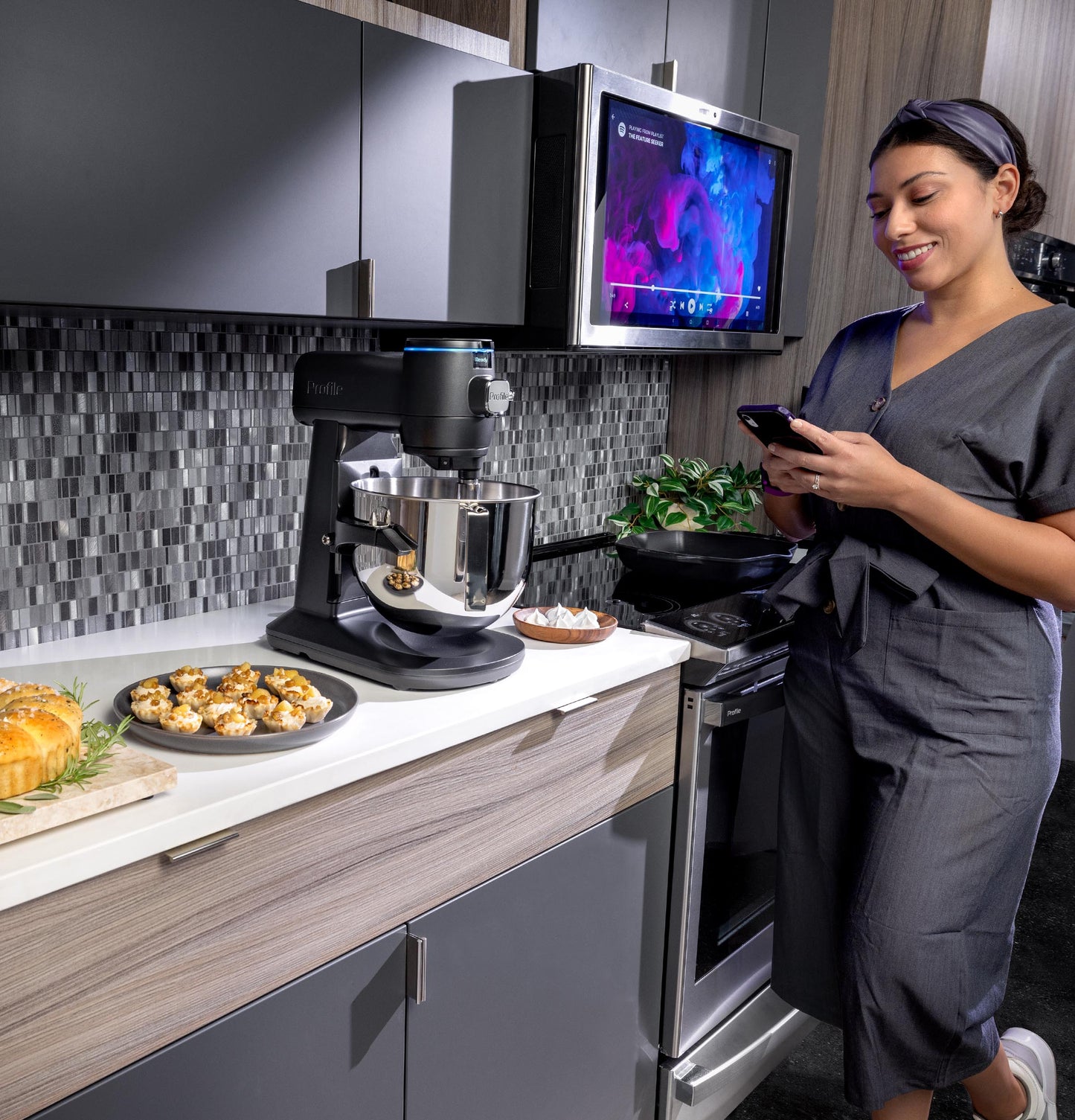 GE Profile™ Smart Mixer with Auto Sense