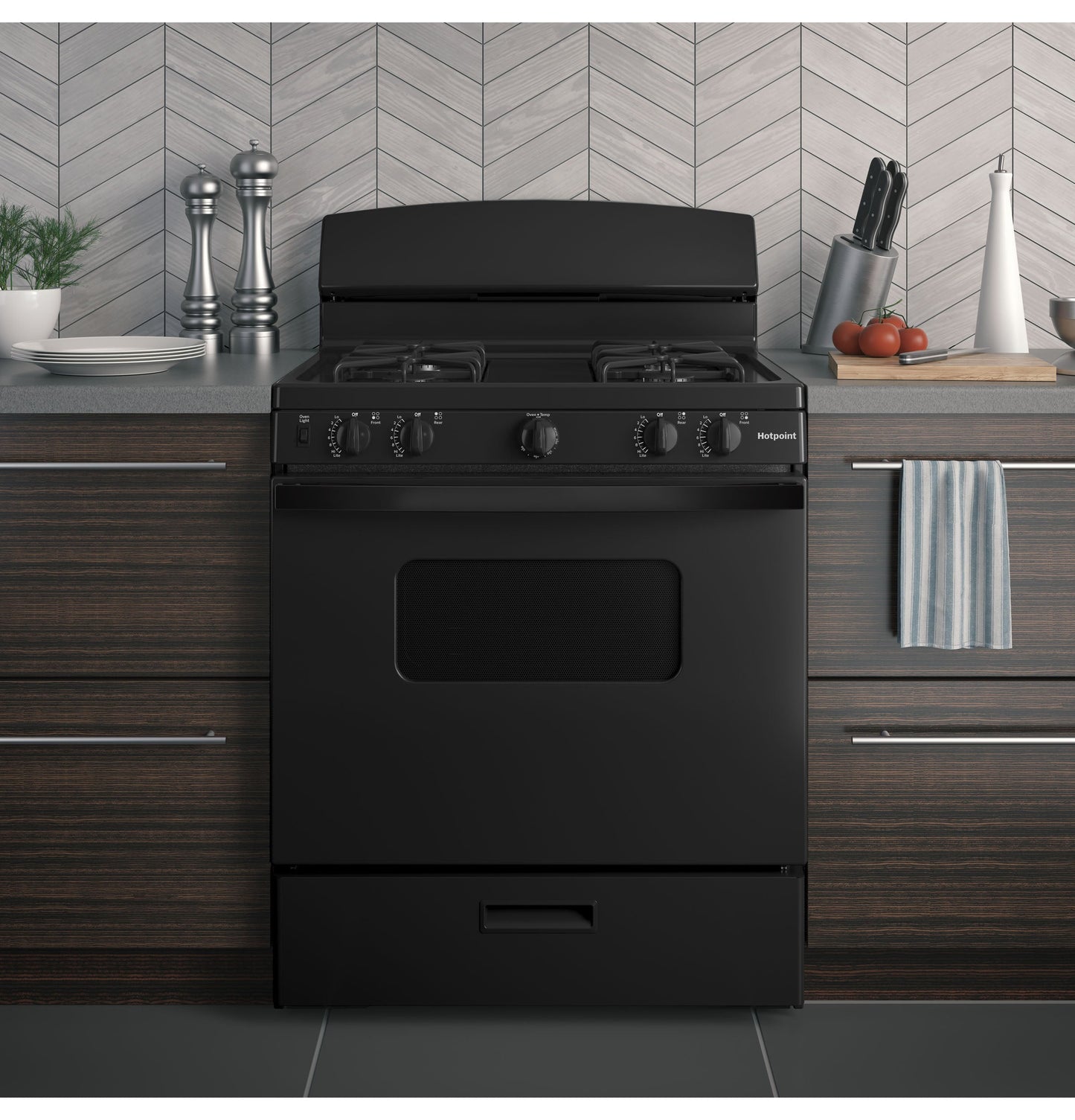 Hotpoint® 30" Free-Standing Front Control Gas Range