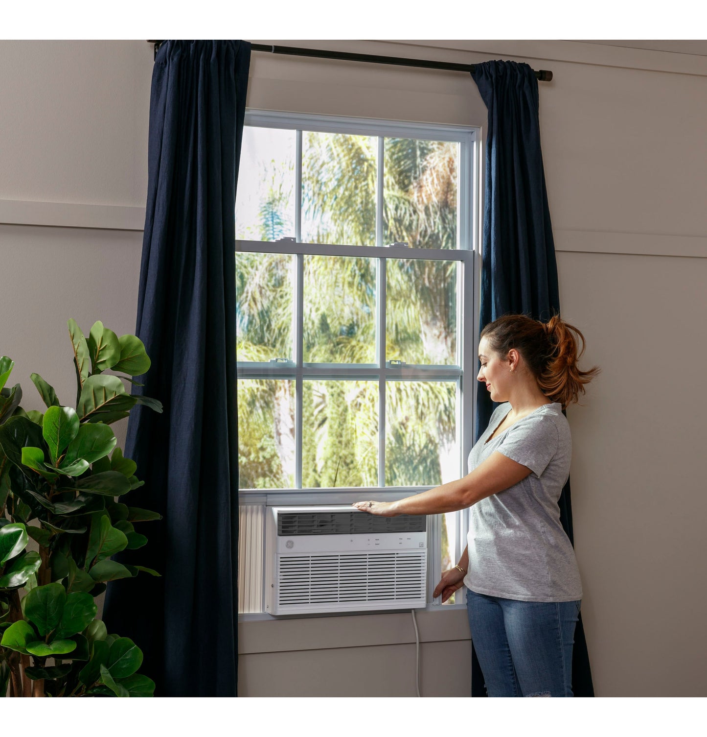 GE® 12,000 BTU Smart Electronic Window Air Conditioner for Large Rooms up to 550 sq. ft.