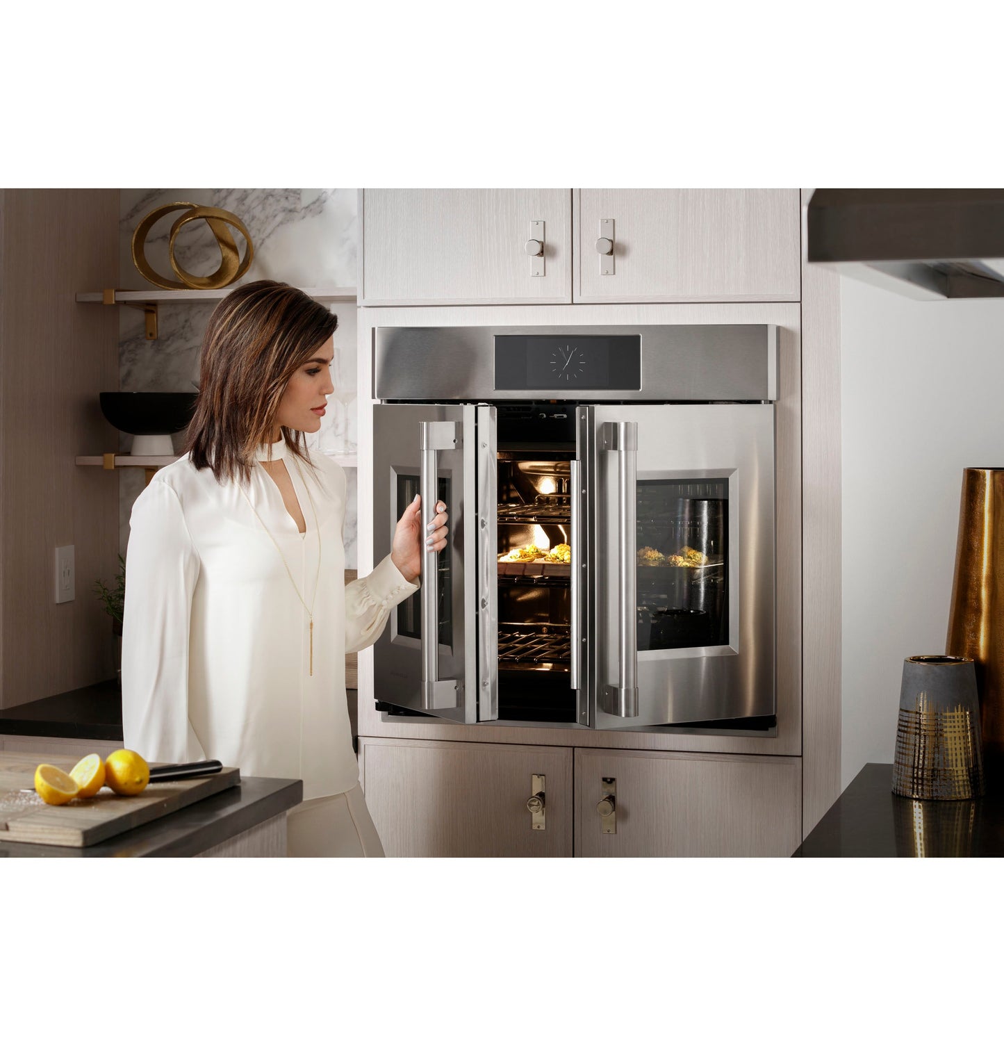 Monogram 30" French-Door Electric Convection Double Wall Oven Statement Collection