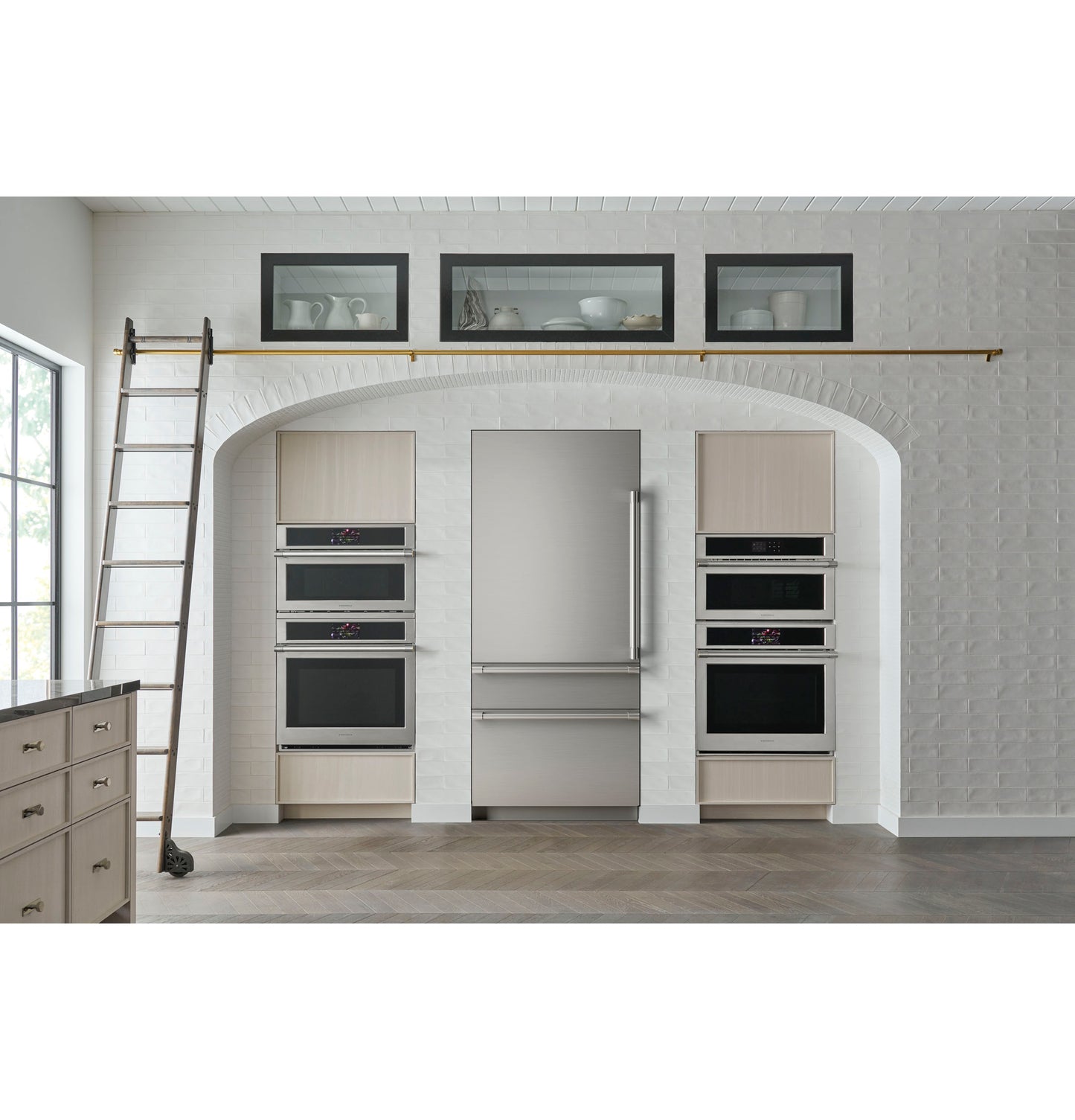 Monogram 36" Integrated French-Door Refrigerator