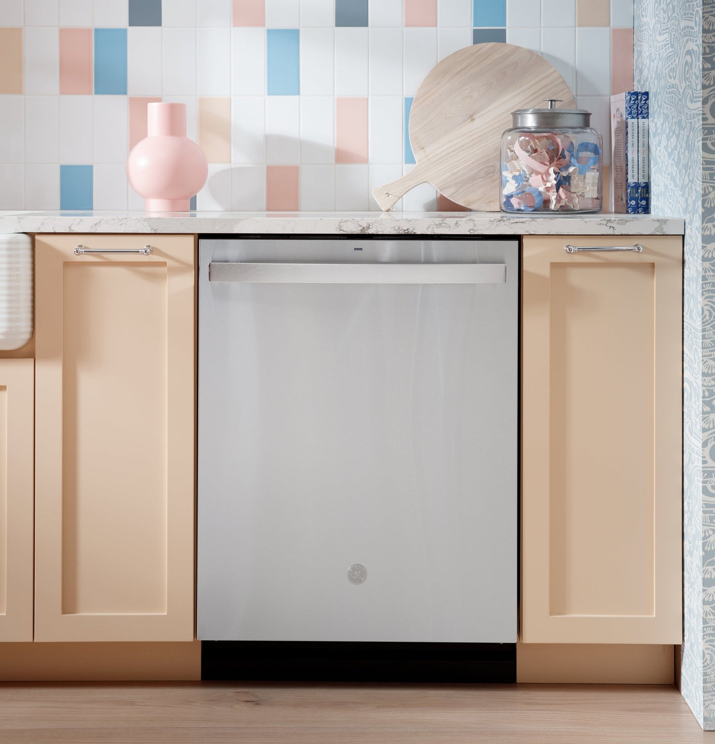 GE® Top Control with Stainless Steel Interior Dishwasher with Sanitize Cycle